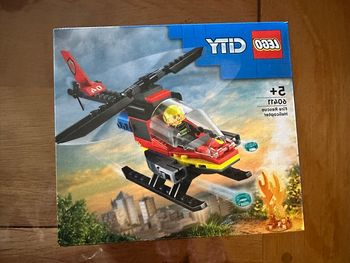 Lego hélicoptère neuf