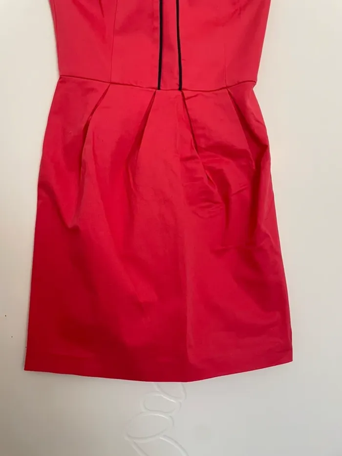 Robe bustier Naf Naf taille 34 corail bordure bleu marine - photo numéro 3