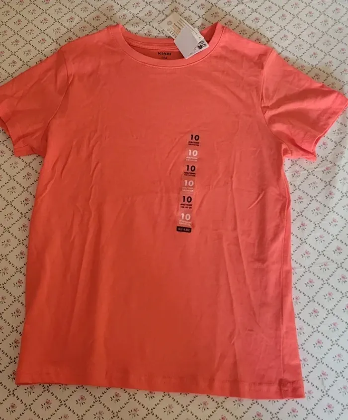 t_shirt neuf - photo numéro 4