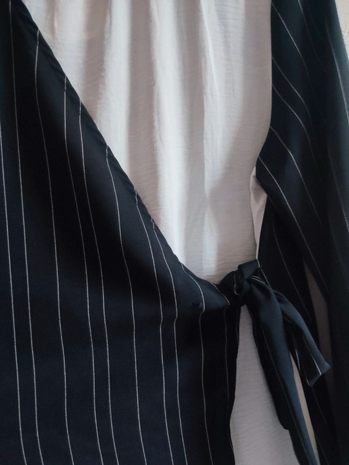 Robe portefeuille longue à rayures noires et blanches – TU - photo numéro 3