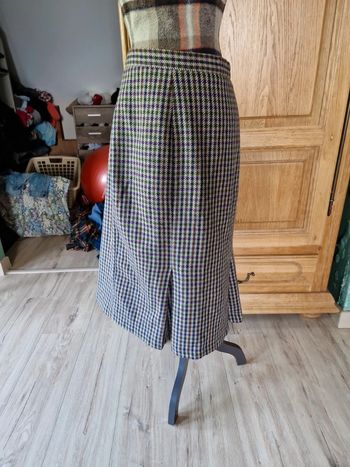 Superbe jupe vintage laine essence made in uk taille 48