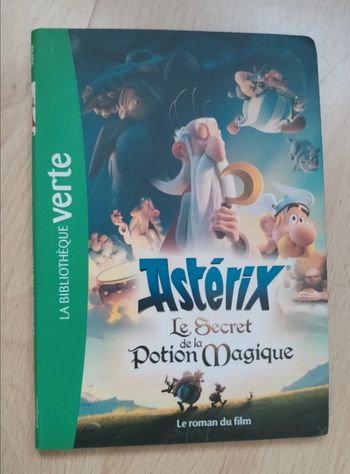Livre asterix et le secret de la potion magique