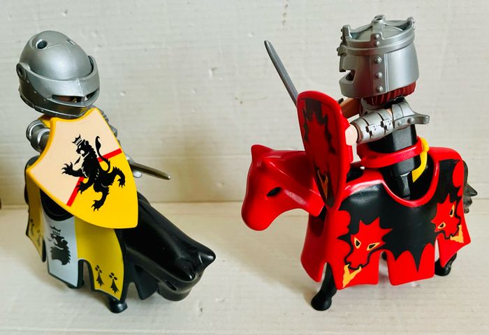 Playmobil - combat entre chevaliers