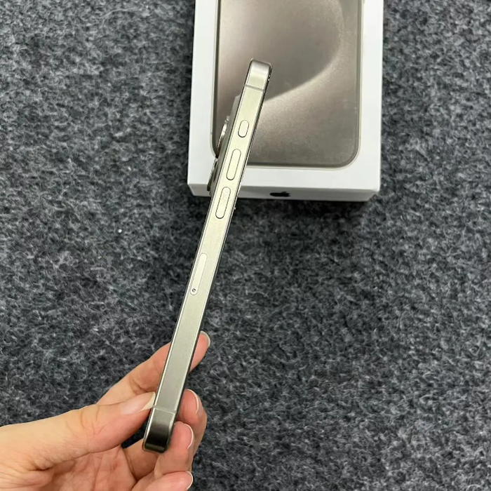 Iphone -15 -pro-max - photo numéro 4