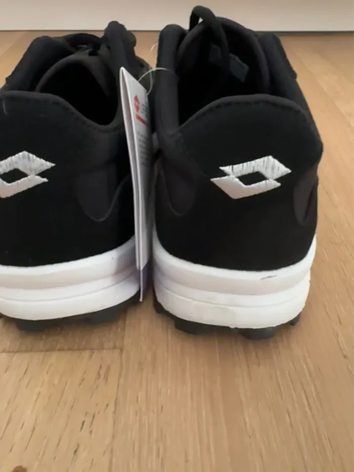Baskets Lotto noir taille 37 neuf - photo numéro 4