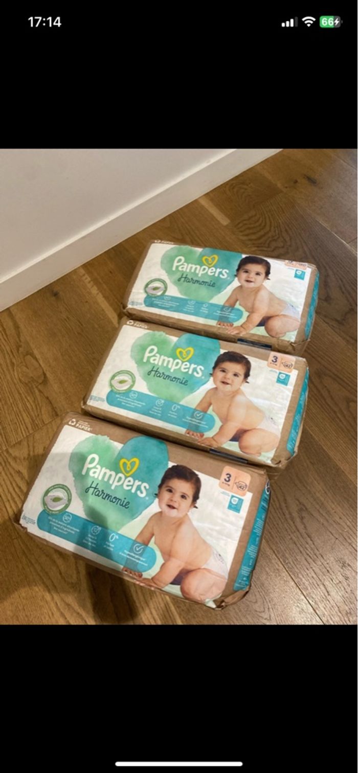 Lot 126 couches Pampers harmonie - photo numéro 5
