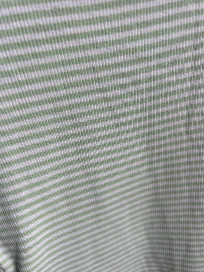 Tee shirt vert à rayures, 6-9 mois - photo numéro 4