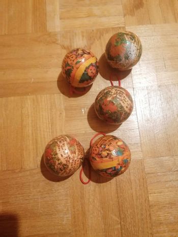 5 boules