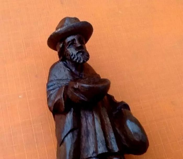 Sculpture Statuette bois sculpté Le voyageur - photo numéro 7