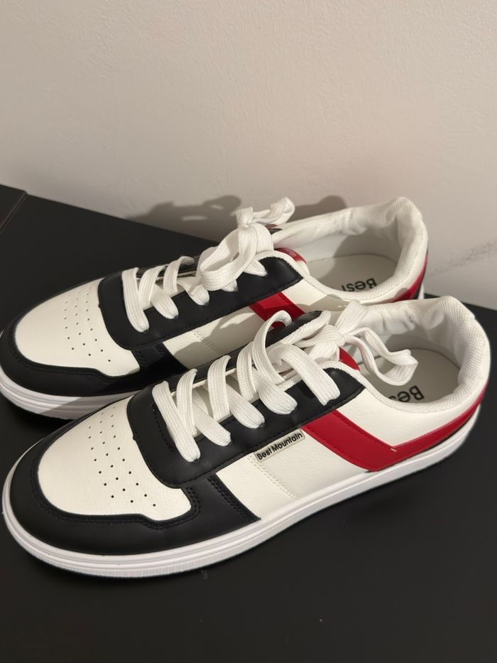 Chaussures Homme Best Mountain neuf