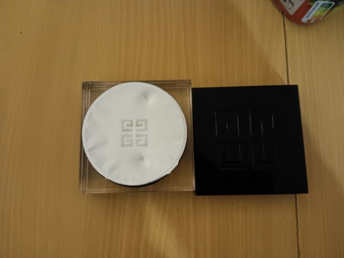 Masque givenchy - photo numéro 3