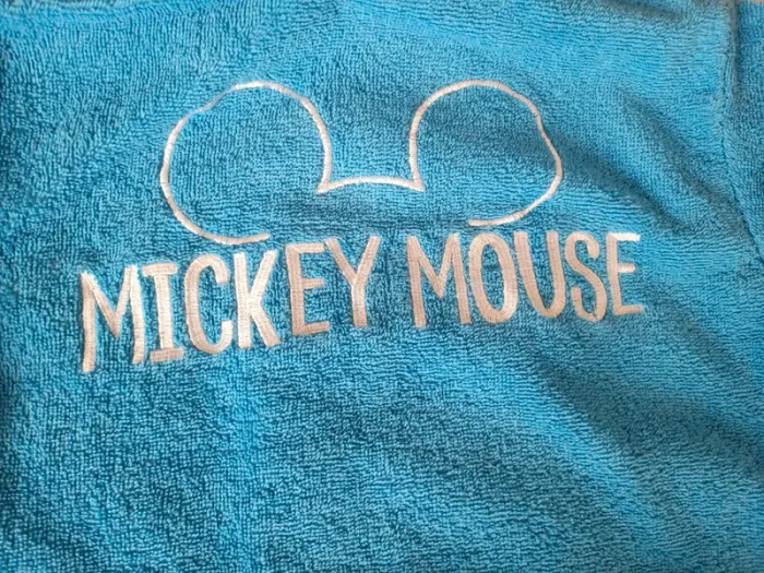 Peignoir de bain garçon Disney en 2/4 ans - photo numéro 6