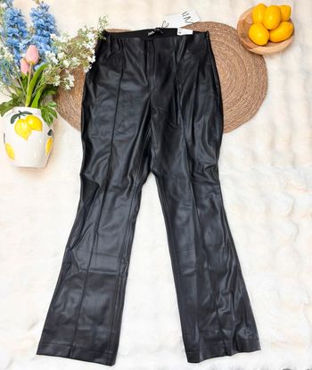 Legging en similicuir Zara taille M