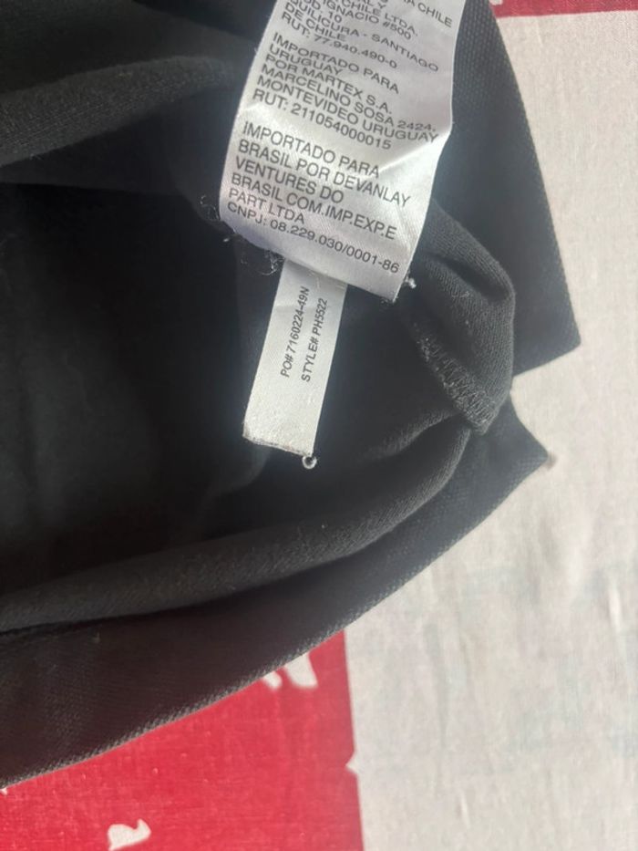 Polo Lacoste taille M noir logo ton sur ton - photo numéro 10