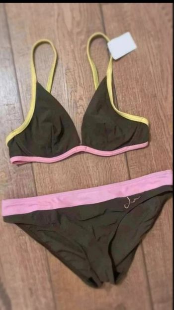 Maillot  de  bain