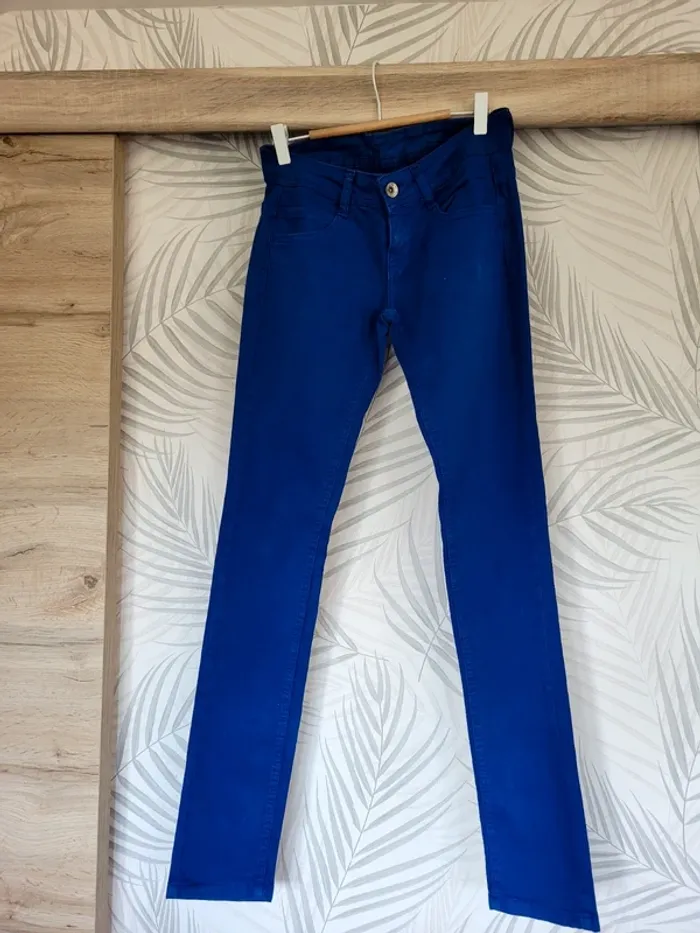 Jean slim bleu marine taille S femme