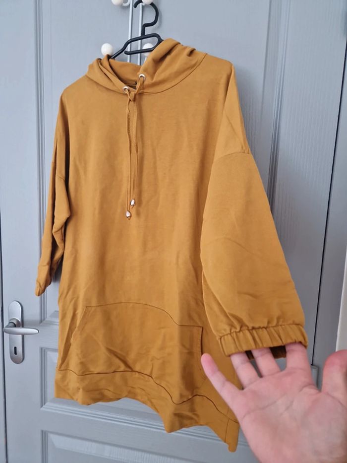 Sweet a capuche avec poches jaune moutardes taille unique très bon état - photo numéro 5