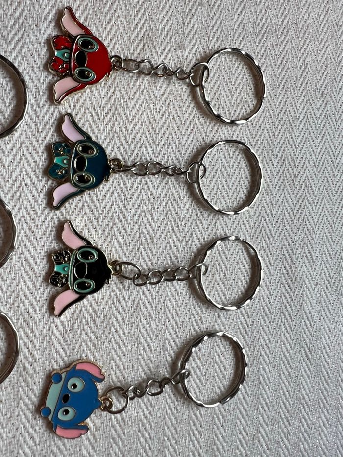 Lot 7 porte clé stitch - photo numéro 3