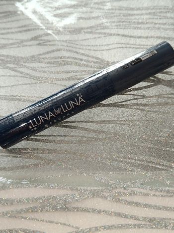 Mascara bleu électrique 💙 Luna By Luna