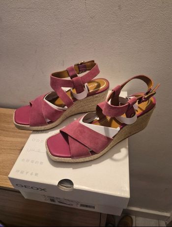 Sandales compensées geox neuves en cuir 