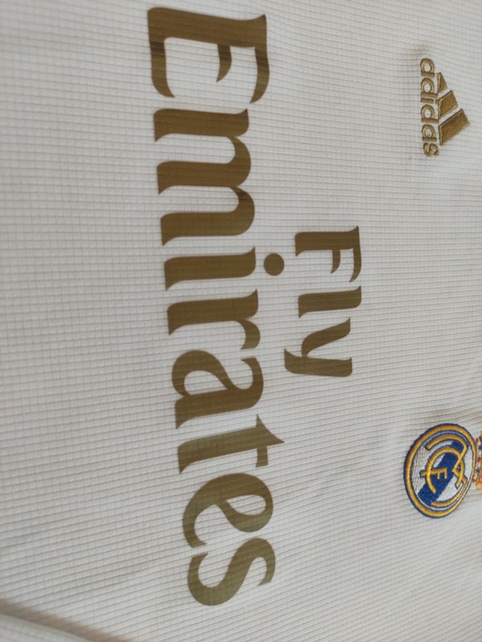 Maillot de foot Real Madrid, Adidas Authentique Officiel taille enfant 11/12 ans - photo numéro 6