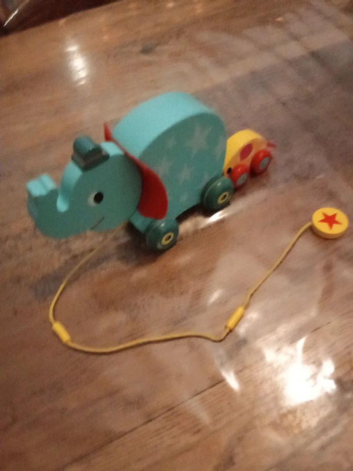 Éléphant vilac boîte a musique