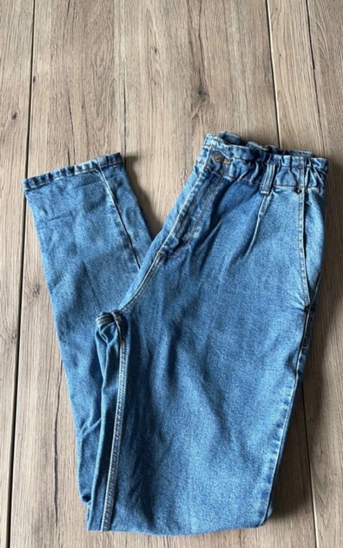 Jean mom