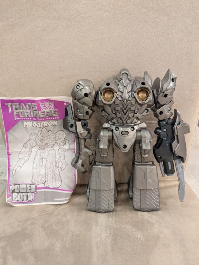 Figurine Megatron articulée et sonore du film Transformers "Revenge of the Fallen" - photo numéro 3