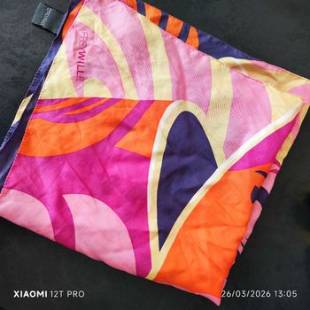 Petit foulard Frey Wille 