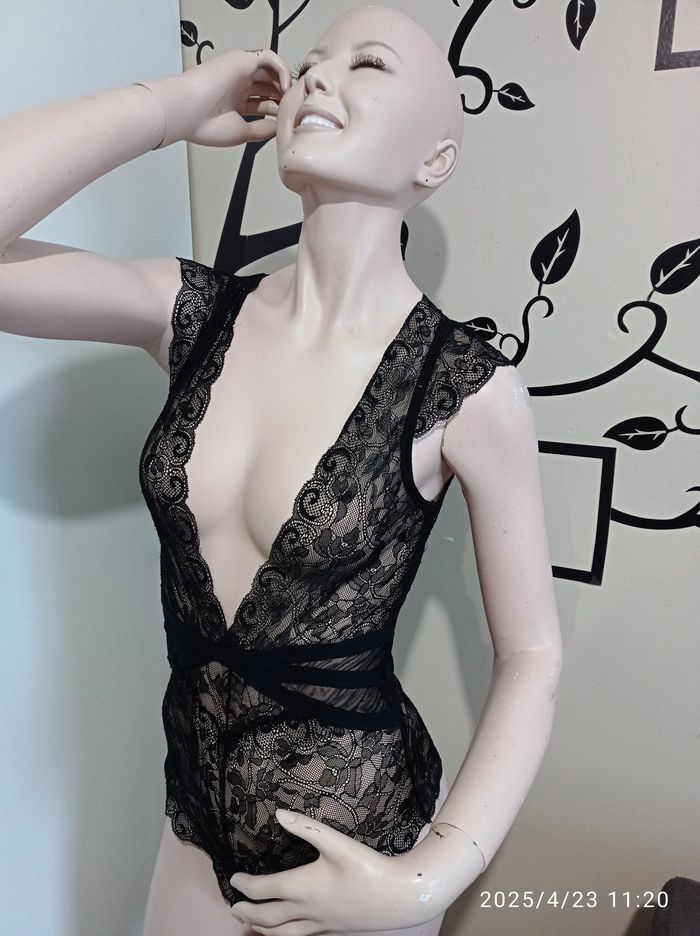 body noir sexy de Etam 38 *Spécial FETE* ref 439 P18 - photo numéro 2