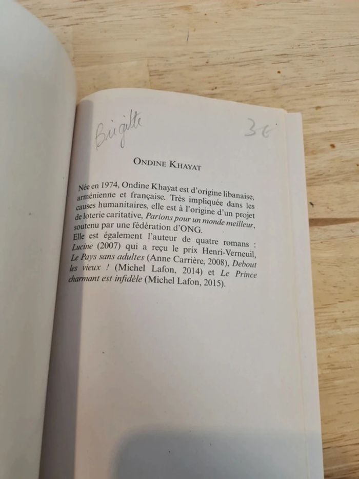 Livre poche Debout les vieux ! De Ondine Khayat - photo numéro 7