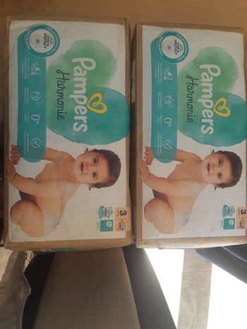 Lot 2 paquets pampers harmonie taille 3