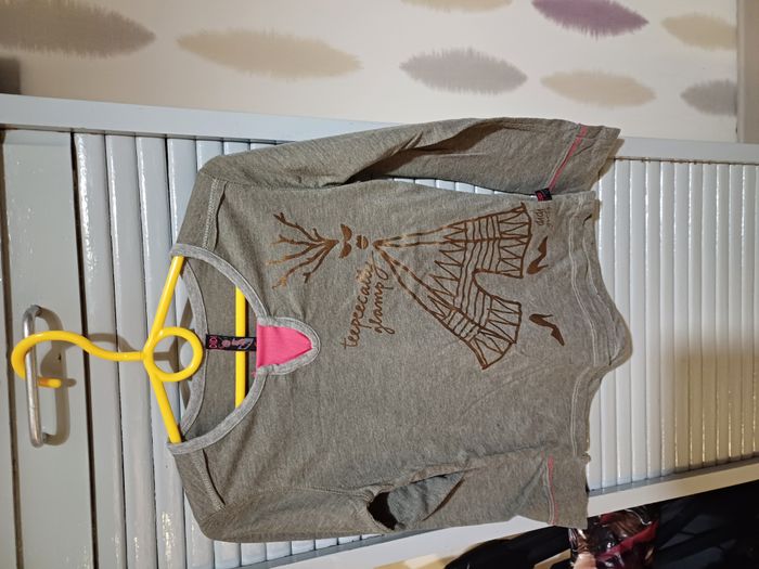 5 tee shirts manches longues filles Taille 6 ans - photo numéro 5