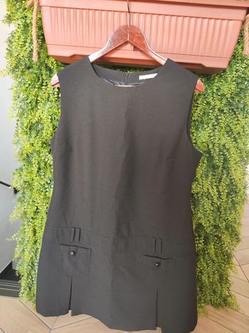 Robe noire Taille 46 3 suisses