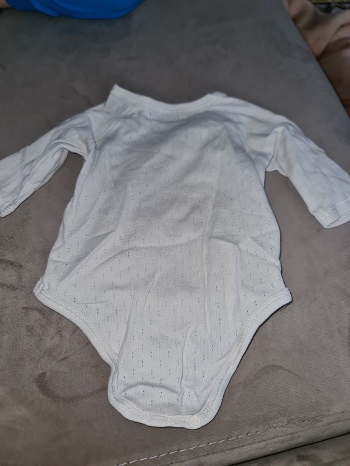 Bodies beige crème kiabi 3mois - photo numéro 2
