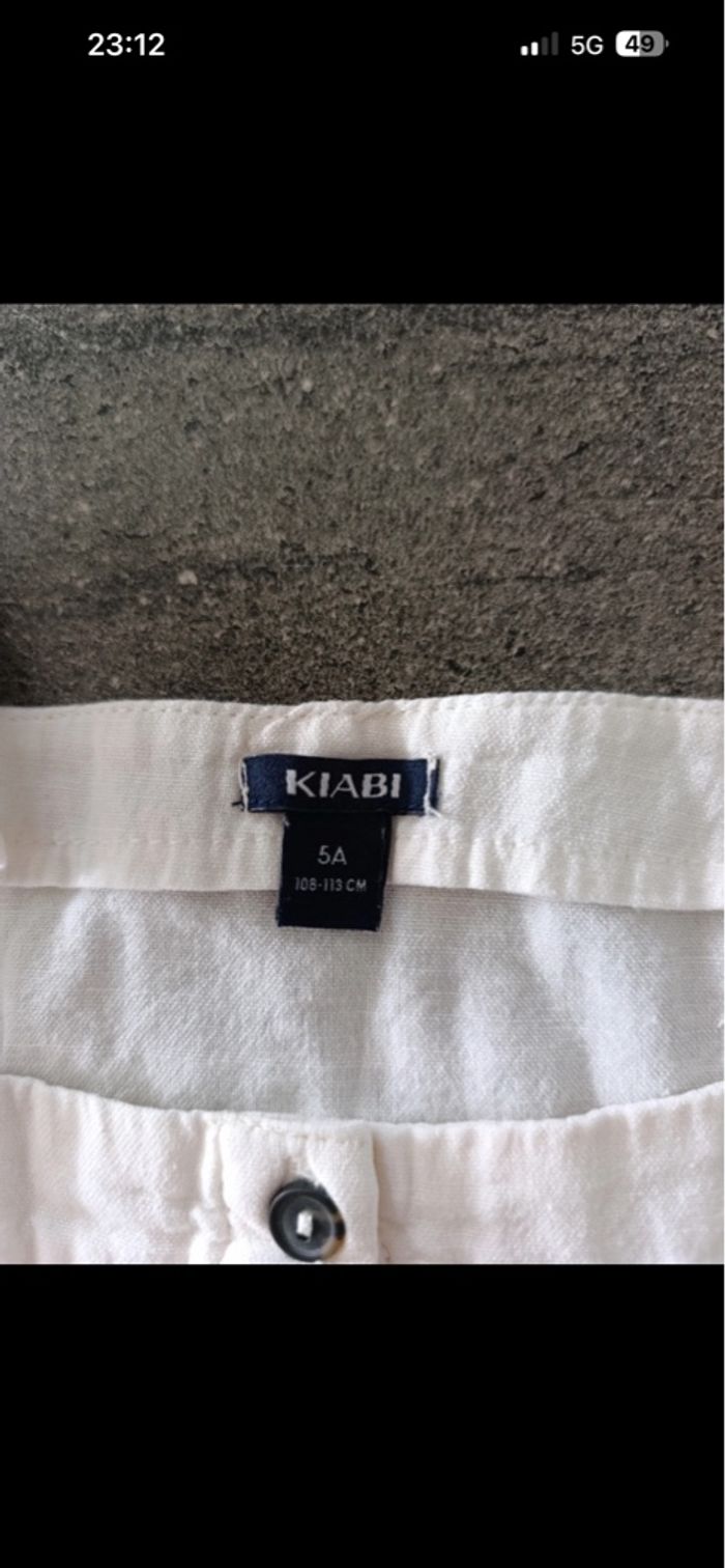 Vends chemisier fille taille 5 ans en très bon état - photo numéro 2