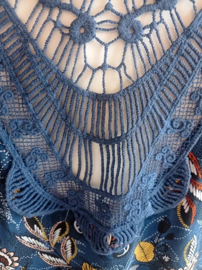 Gilet kimono bleu motif fantaisie fleurs avec broderie au dos T.S/M Gémo - photo numéro 7
