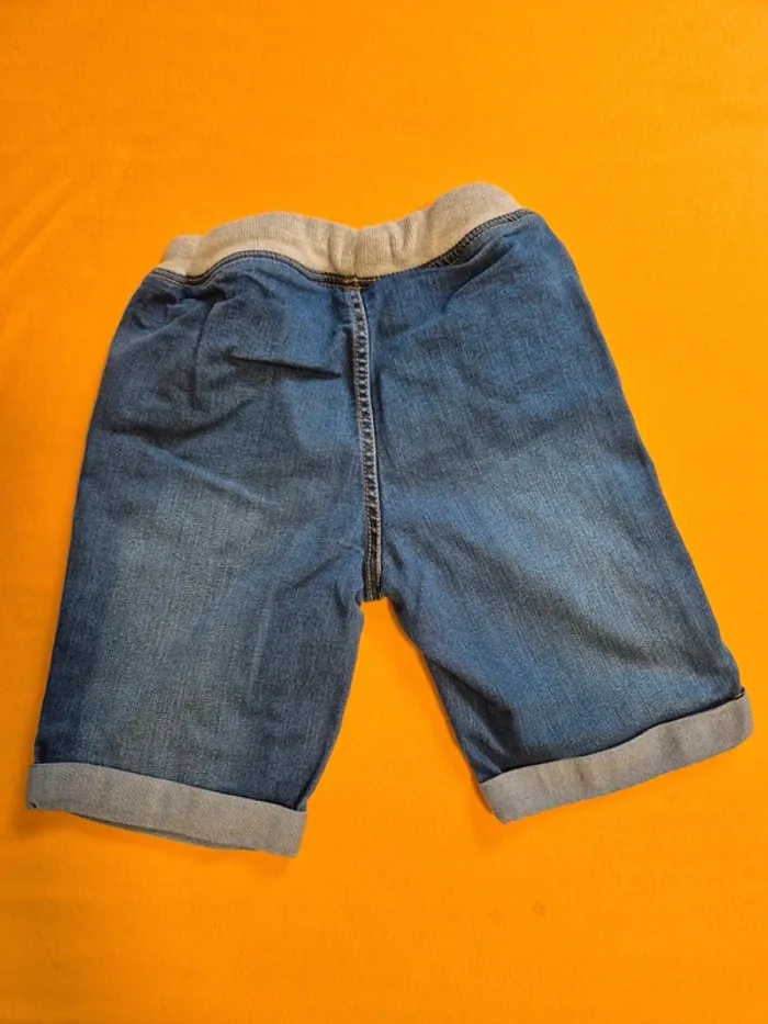 Short en jean garçon bleu et taille grise LH 9 ans - photo numéro 3