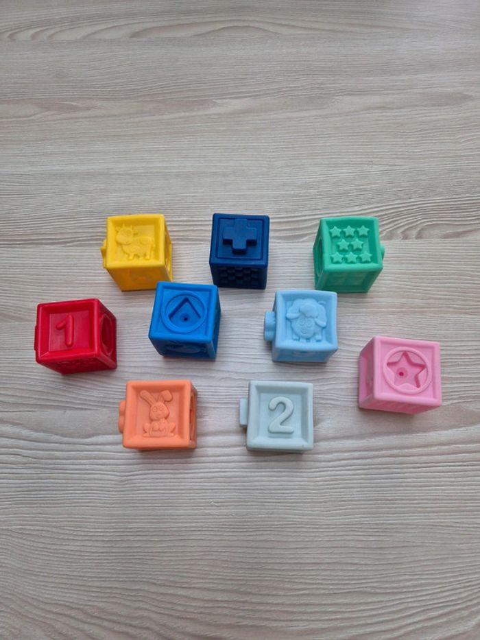 Lot de 10 cubes emboitables "Ludi"