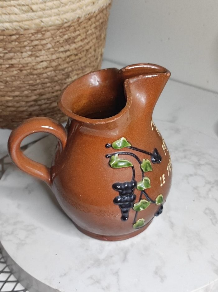 Pichet parlant en terre cuite - photo numéro 2