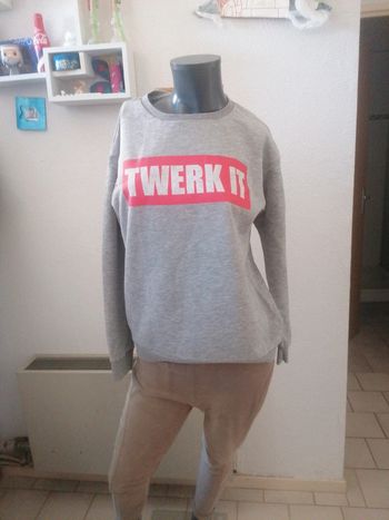 Sweat taille xs