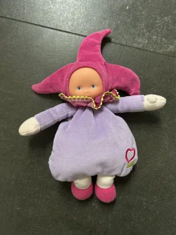 Doudou poupée corolle