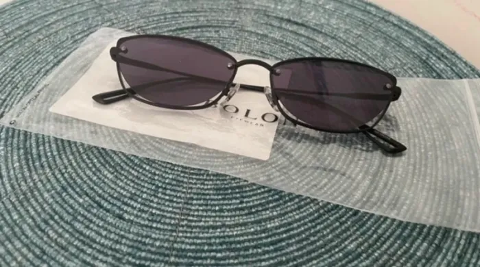 Bolon lunettes de soleil rondes noires, neuf avec étiquette vert, polarisée