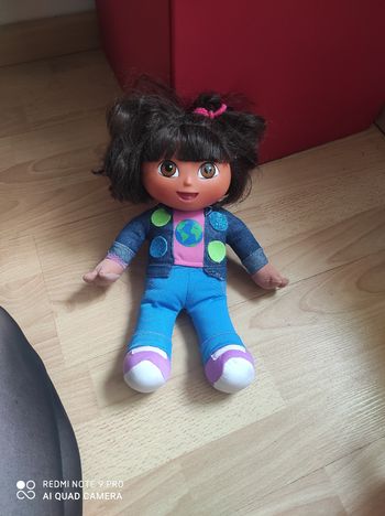 Poupée Dora l'exploratrice