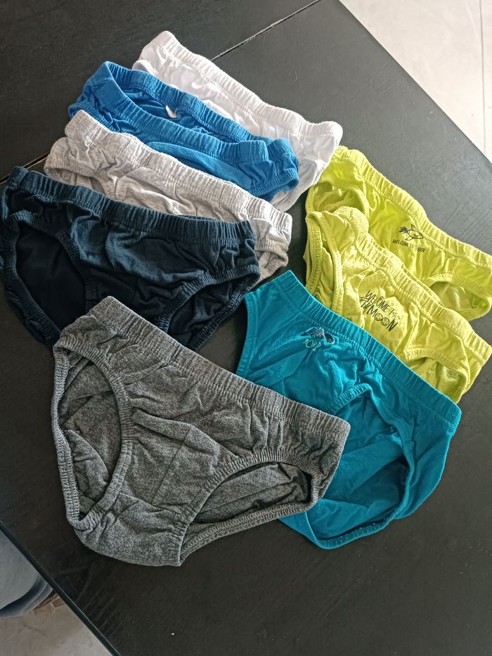 Lot de 8 slips 6/8 ans - photo numéro 1