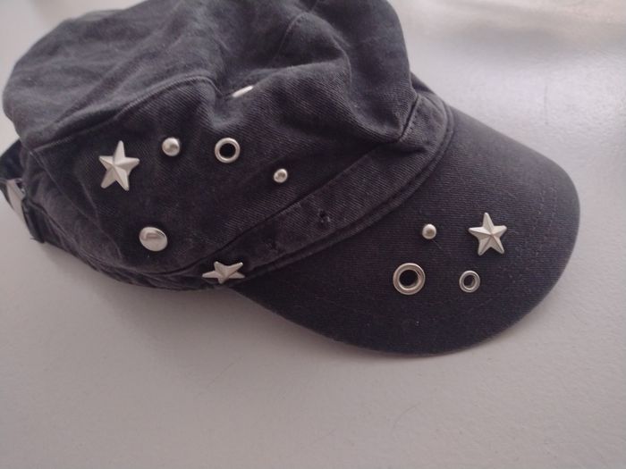 Casquette (A25) - photo numéro 2