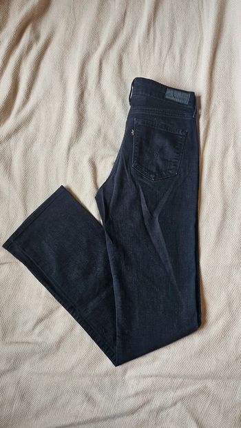 Jean levi's taille 38