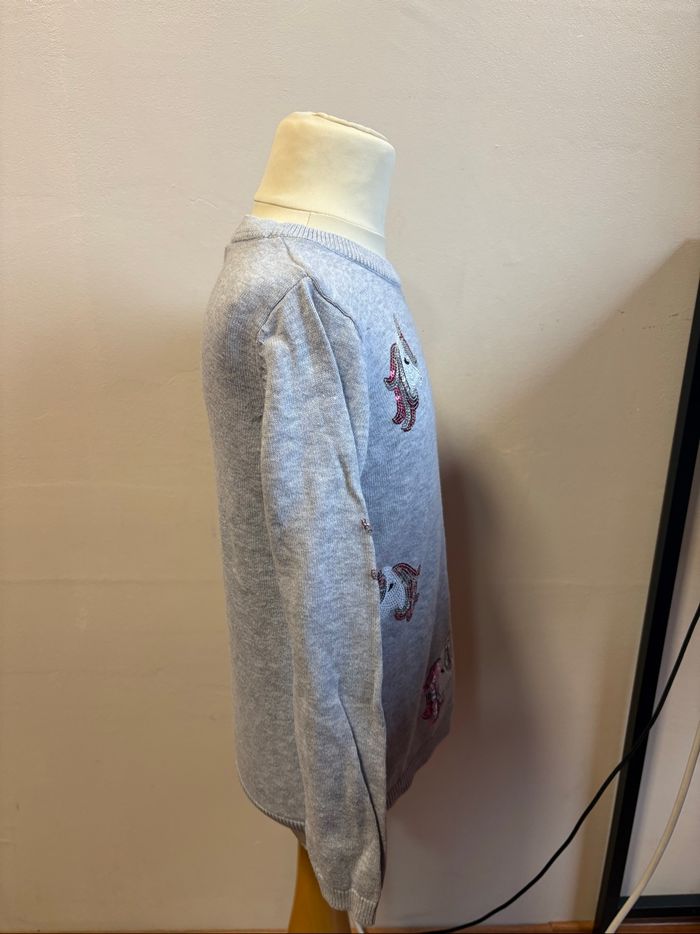 Pull fille taille 122 - photo numéro 4