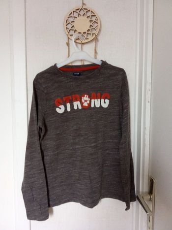 Pull manches longues mi saison automne garçon Kiabi  10 ans gris motif écriture