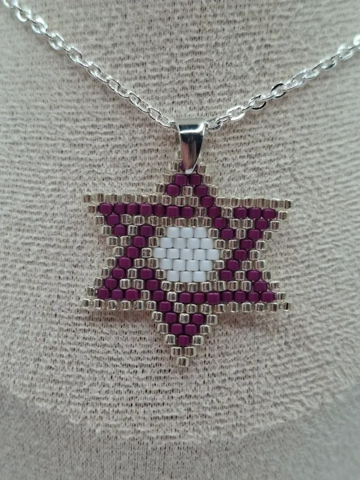 collier étoile violette - photo numéro 2